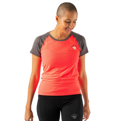 rabbit - EZ Tee Perf SS Trail - Fiery Coral - Women's